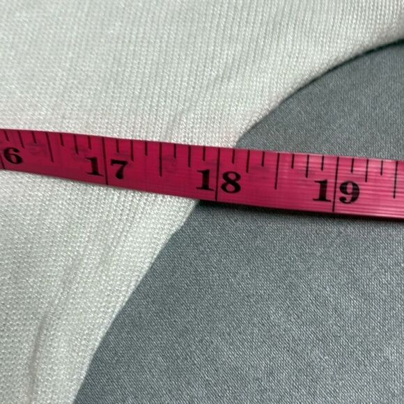 Express Small White Rhinestone Embellished Shoulders Scoop Neck Knit Top Bling - Picture 9 of 10